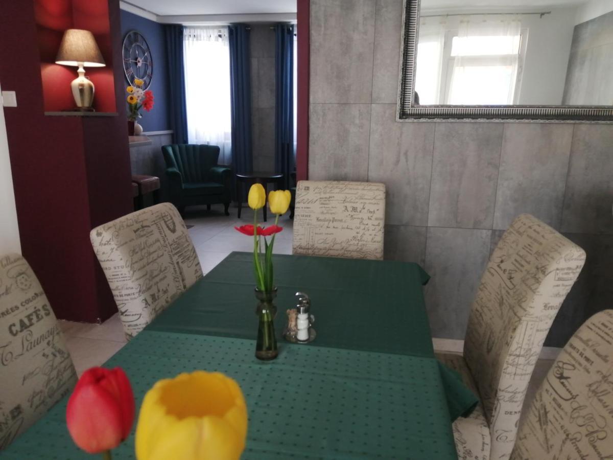 Filsdeger Haz - Central Rooms & Apartmans מראה חיצוני תמונה